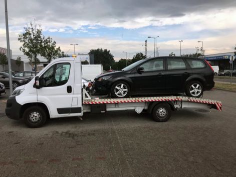 idosebb_autok_felvasarlasa_auto_mento.jpg